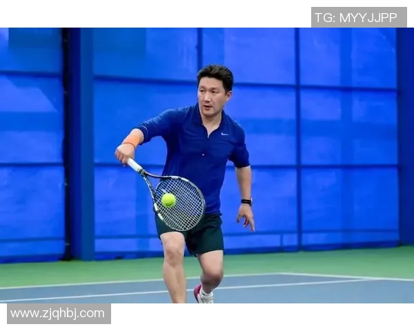 上海网球队配合新策略引发热议助力网球发展与竞技水平提升 上海网球队配合新策略引发热议助力网球发展与竞技水平提升